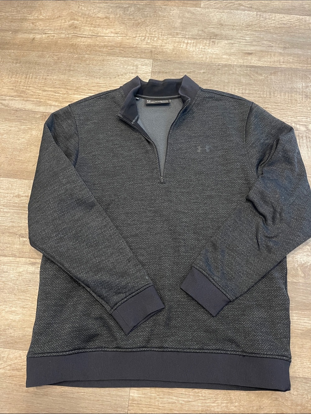 Under Armour Men’s Dark Charcoal Quarter-Zip Pullover